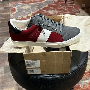 Vintage Havana Women's Sneakers in Gray, Burgundy, and White